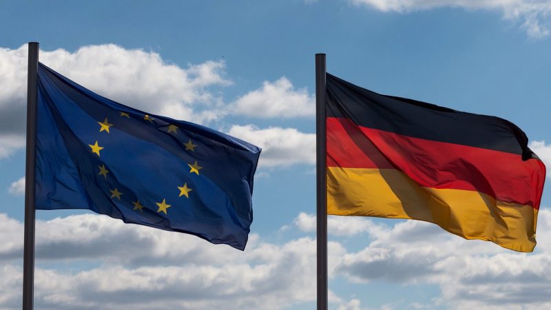Deutschland hat einen Rekordbetrag in den EU-Haushalt eingezahlt - das sorgt auch für Kritik.
