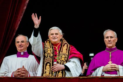 „Nach Hause“ gekommen: Emeritierter Papst Benedikt XVI. gestorben