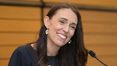 „Nicht mehr genug im Tank“: Neuseelands Regierungschefin kündigt überraschend Rücktritt an