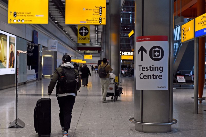 Terminal 5 am Londoner Flughafen Heathrow: Auch England hat eine Corona-Testpflicht für Reisende aus China eingeführt.