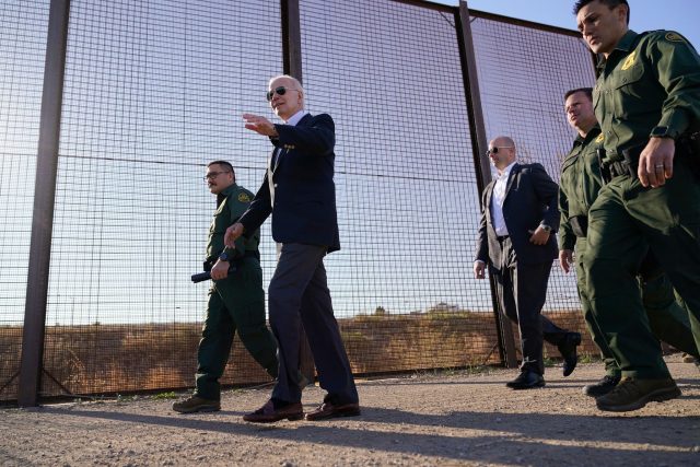 US-Präsident Joe Biden besucht die Grenze zwischen den USA und Mexiko in El Paso, Texas.