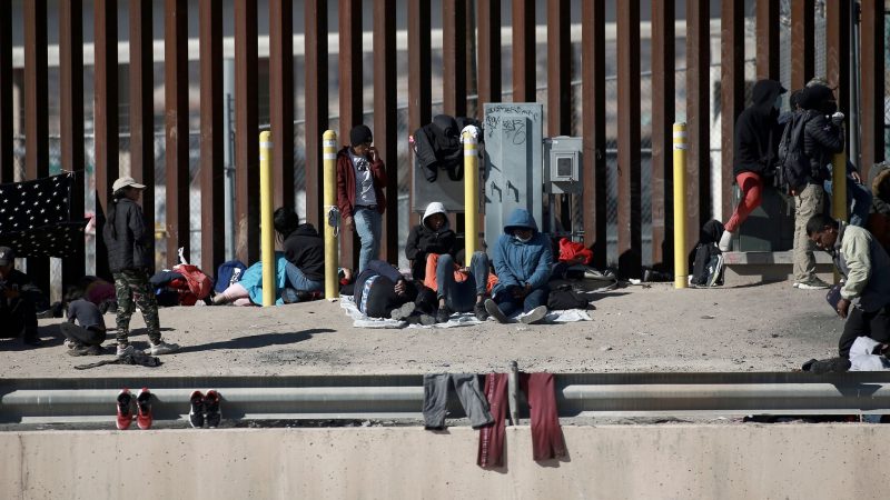 Migranten an der US-mexikanischen Grenze bei Ciudad Juarez (Mexiko).