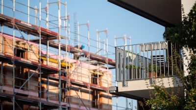 Zahl der erteilten Baugenehmigungen auf niedrigstem Stand seit 2018