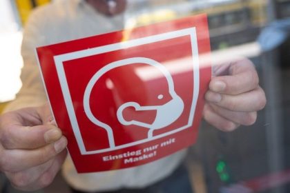 Lauterbach: Maskenpflicht im Fernverkehr fällt zum 2. Februar