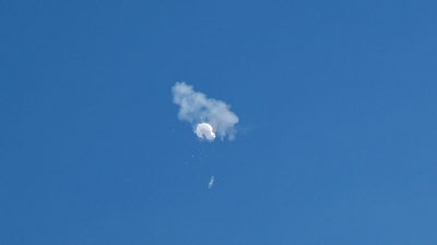 USA schießen chinesischen Überwachungsballon über dem Atlantik ab