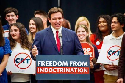 USA: Florida verbannt pornografische und rassendiskriminierende Bücher aus Schulen