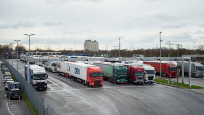 Autoindustrie warnt: Deutsche Brücken zu kaputt für schwere Elektro-Lkw