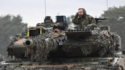 Völkerrechtler, Ministerium und Bundeswehr: Deutschland ist nicht Kriegspartei