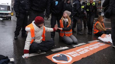 „Letzte Generation“ will ganz Deutschland blockieren – neue Aktion in Köln