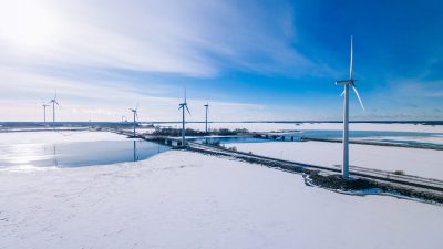 Schottland: Dieselgeneratoren helfen Windräder bei Kälte