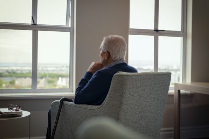 Flüchtlinge sind lukrativer: Kirche setzt 110 Senioren vor die Tür