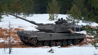 Kampfpanzerlieferungen: Der Westen kommt nicht mehr hinterher