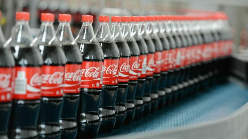 Coca-Cola konnte im vierten Quartal Umsatz und Gewinn steigern.