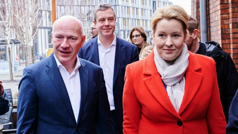 Wer regiert mit wem? CDU-Spitzenkandidat Kai Wegner (l) und Berlins Regierende Bürgermeinsterin Franziska Giffey (SPD) sondieren.