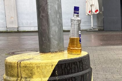 „Lebensgefährliche Situation“: Mob aus 40 Personen greift in Trier Polizeibeamte an