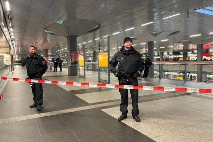 Berliner Hauptbahnhof: Polizei schießt auf mutmaßliche Ladendiebin