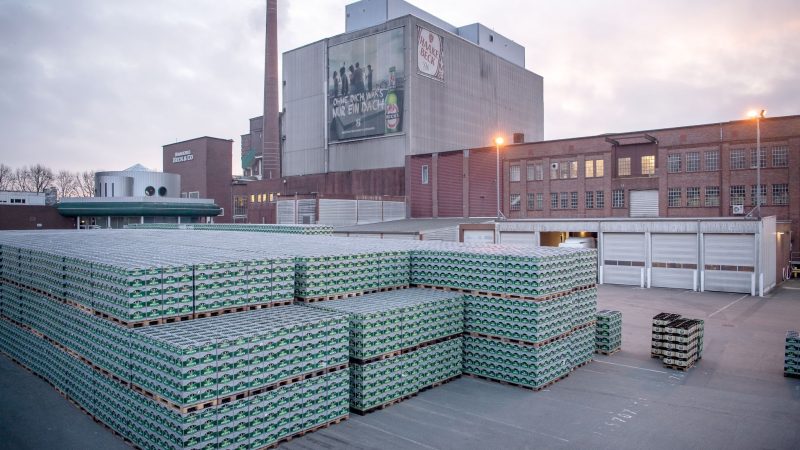 Bereits im April des vergangenen Jahres hatte die Produktion bei Beck’s in Bremen wegen eines Warnstreiks mehrere Stunden geruht.