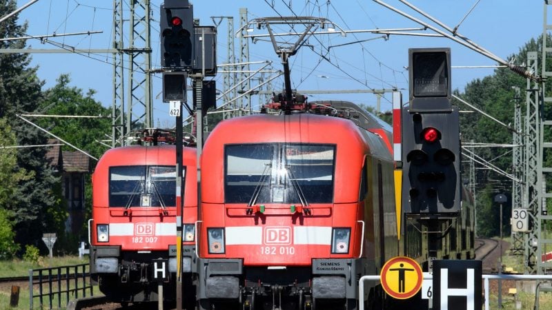 Die Tarifgespräche zwischen der Deutschen Bahn und der Eisenbahn- und Verkehrsgewerkschaft (EVG) könnten schwierig werden.