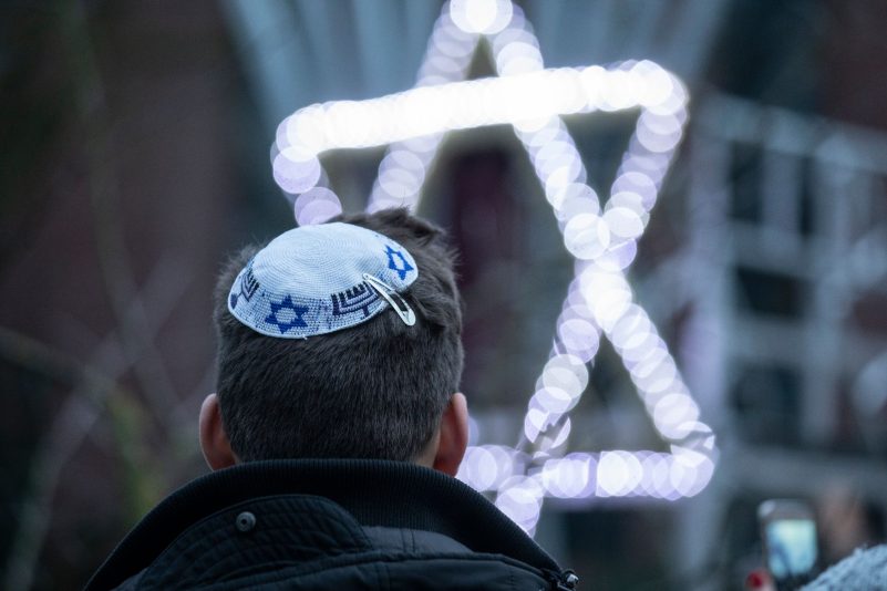 In Deutschland sind rund 100.000 Jüdinnen und Juden in jüdischen Gemeinden organisiert.