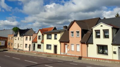 EU-Parlament stimmt für Sanierungszwang: Fünfstellige Kosten für Hausbesitzer befürchtet