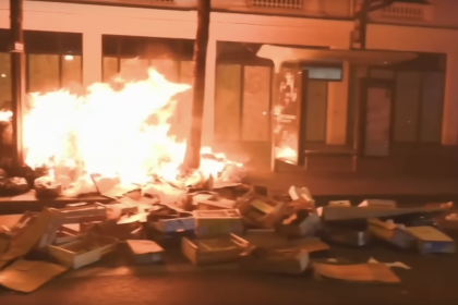 Frankreich brennt – Millionen Menschen gegen die Rentenreform