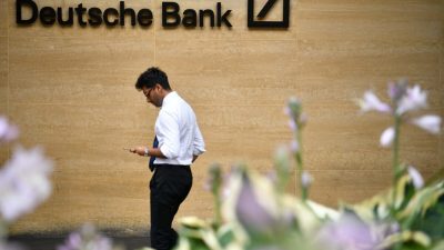 Wird Deutsche Bank die nächste Credit Suisse? Angst vor der Bankenkrise