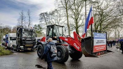 Mit dem Traktor zur Wahl: BBB-Partei gegen Klimapolitik – „Kein Bauer, kein Futter“