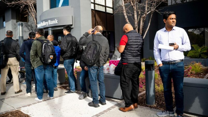 Fast 200 US-Banken wie Silicon Valley Bank von Pleite bedroht