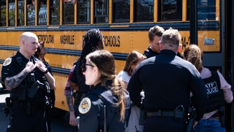 Schützin war Transgender – mehr Details zur Schießerei an Schule in Tennessee