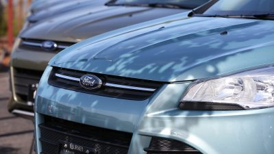 Ford meldet Patent für Autos an, die Besitzer nerven, abservieren und anzeigen