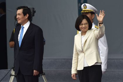 Zwei Reisen um Taiwans Zukunft: Präsidentin in USA, Ex-Präsident in China
