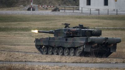Deutschland will der Schweiz Leopard-2-Panzer abkaufen
