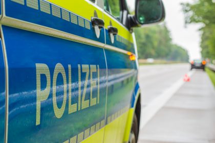 Mann rast mit 4,2 Promille und Tempo 220 über die Autobahn