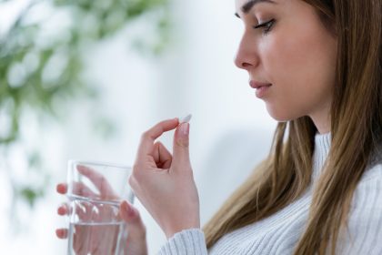 Nicht immer tragen Medikamente zur Schmerzlinderung bei. Sie können auch selbst Kopfschmerzen erzeugen. Foto: iStock