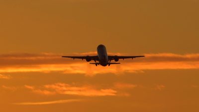 «Die Reisewirtschaft ist bereit, 2023 durchzustarten.» Dafür brauche die Branche aber einen stabilen, störungsfreien Flugverkehr, mahnt der Präsident des Deutschen Reiseverbandes DRV, Norbert Fiebig.