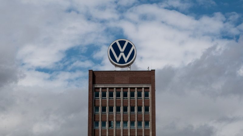 Seit 2018 wird um Schadenersatz für Investoren gestritten, die nach dem Auffliegen der VW-Diesel-Affäre Kursverluste in Milliardenhöhe erlitten hatten.