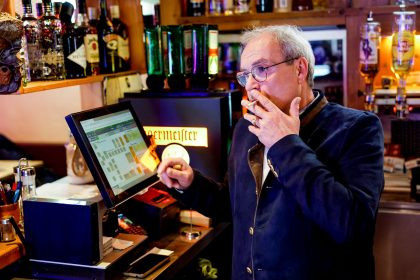 Raucher in den Kneipen? „Wo gegessen wird, wird nicht geraucht“