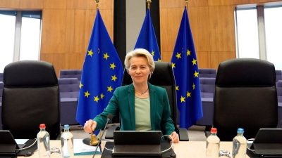 EU-Regulierung: Brandbrief an von der Leyen; Selenskyj erfreut über EU-Perspektive; Sterbefall-Monitoring in Deutschland