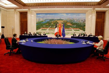Von der Leyen und Macron in China: Good Cop Bad Cop gegenüber Xi Jinping?