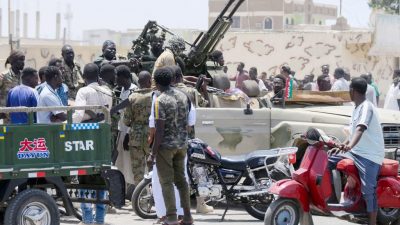 Morning Briefing: Sudan-Evakuierung gestoppt, Streit um LNG-Terminal