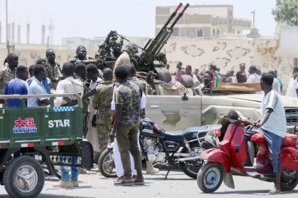 Morning Briefing: Sudan-Evakuierung gestoppt, Streit um LNG-Terminal