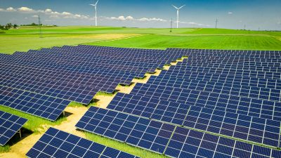 Zu viel erneuerbare Energie: Betreiber trennt PV- und Windanlagen vom Netz