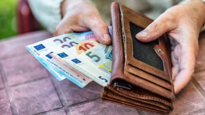 Grundsicherung in Deutschland: Anstieg der Leistungsempfänger im Rentenalter um 256 Prozent