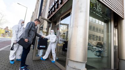 Tatverdächtiger nach Messer-Attacke in Fitnessstudio noch flüchtig