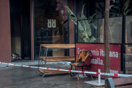 Zwei Tote und zehn Verletzte bei Feuer in Restaurant