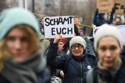 Thüringen: Vertrauen in staatliche Institutionen auf tiefstem Wert seit 16 Jahren