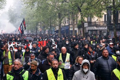 Frankreich: 1. Mai-Demonstrationen arten erneut in Gewalt aus