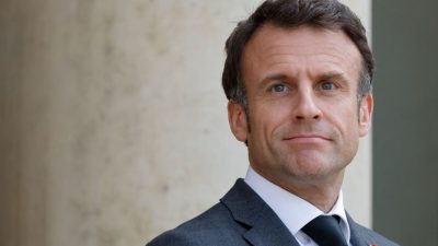 Druck auf Macron nach Verabschiedung von Immigrationsgesetz