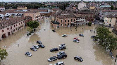 Überschwemmungen in Italien: Weiterhin höchste Alarmstufe