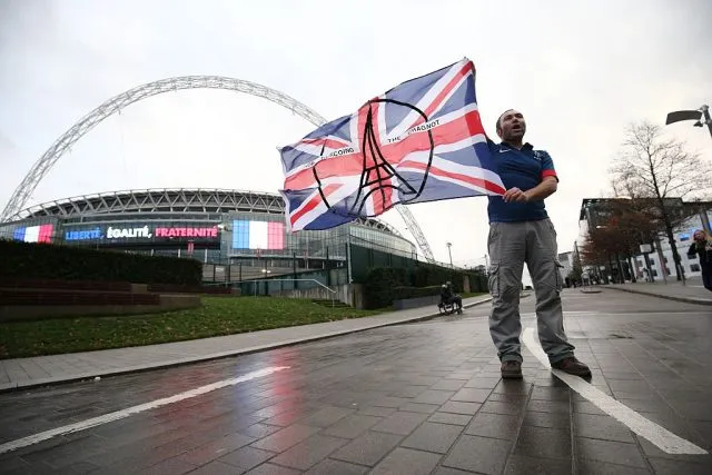 Anstelle des Wembley Stadions sollte vor 130 Jahren der Watkin's Eiffelturm entstehen.